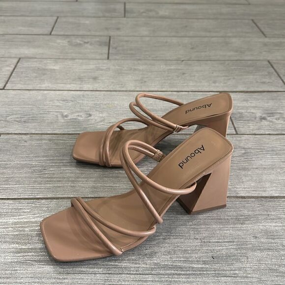 Abound Austyn Strappy Sandal (Women) New! - Picture 5 of 7
